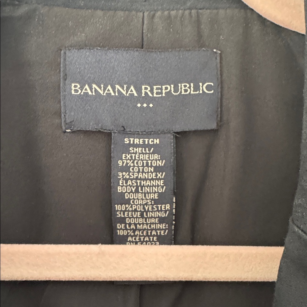 Banana Republic Women's Classic Black Blazer Size: 10 NWOT ✨ - Picture 5 of 5